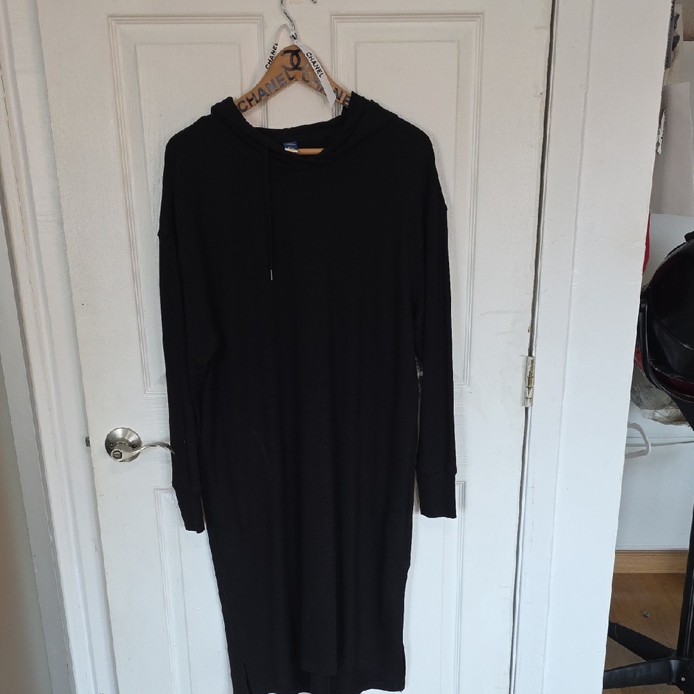 Old Navy Black Long Sleeve Dress